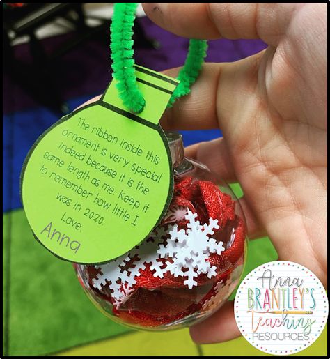 Ribbon Ornaments For Kids Height, Christmas Tree Ornaments To Make, Preschool Christmas Gifts, Christmas Ornament Tags, Diy Teacher Christmas Gifts, Clear Plastic Ornaments, Easy Ornaments, Ornament Tags, Teachers Diy