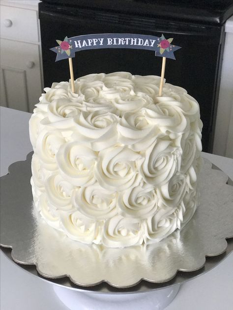 White Rosette Cake White Rossette Cakes Birthday, Rossete Cake Ideas, Rosette Cake Ideas, White Rosette Cake, White Flower Cake, One Tier Cake, Mba Graduation, Tier Cakes