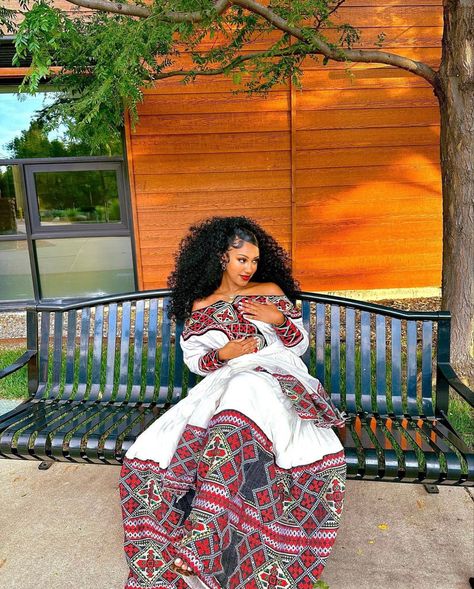 Ethiopia Clothing, Tiktok Dress, Ethiopian Dresses, Ethiopian Culture, Eritrean Dress, Ethiopian Wedding, Ethiopian Clothing, Habesha Dress, Ethiopian Traditional Dress