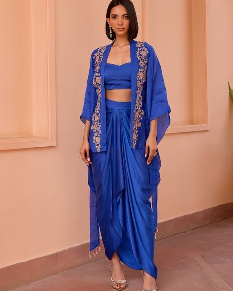 Monday blues be like this 💙 Find it on Fabilicious ✨ WhatsApp us on +91 99992 89222 for any queries 🌟Made to Measure 🌟Personal service with VC for measurements 🌟 Trusted Brand #indianwedding #linkinbio #indiandesigner #weddingcollection #new #weddingguest #newcollection #sangeet #glam #mehendi #saree #indianwedding #sangeet #summerwedding #mehendi #mehendilehenga #blue #indowestern #mondayblues Drape Skirts Indo Western, Indo Western Saree Drape, Drape Saree Indo Western, Mehendi Saree, Indo Western Saree, Satin Bustier, Skirt Satin, Skirt Lining, Top Satin