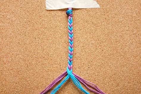 How to Make a 4 Strand Braided Bracelet: 9 steps - wikiHow Braided Bracelet Tutorial, Diy Anklet, Diy Friendship Bracelets Easy, 4 Strand Braids, Friendship Bracelets Easy, Ankle Bracelets Diy, Braided Bracelet Diy, Yarn Bracelets, Anklet Designs