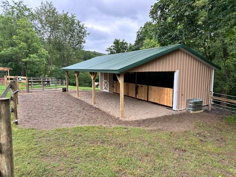 Check out this 12x34 Deluxe Tack Room Barn we just completed for a customer in Baden, Pennsylvania!! It has (2) 12x12 stalls with dividers and powder coated stall fronts, a 10x12 tack room, and a 12' lean to. Thank you to our customer for sending us these awesome pictures! ktbarns.com #ktbarns #ktbarnsohio #barnsforsaleohio #barnmanufacturer #barnbuilder #custombuildings #monitorbarns #horsebarns #prefabbarns #tackroombarns #shedrowbarns #stallbarns #portablebarns #prebuiltbarns #runinsheds... 2 Stall Horse Barn With Tack Room, 2 Stall Horse Barn, Stable Yard, Prefab Barns, Horse Shed, Goat Pen, Stall Fronts, Diy Horse Barn, Barn Builders