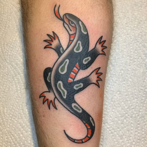 Salamander Tattoo Traditional, Traditional Gecko Tattoo, American Traditional Lizard Tattoo, Lizard Traditional Tattoo, Traditional Alligator Tattoo, Lizard Tattoo Design, Salamander Tattoo, Iguana Tattoo, Traditional Tattoo Animals