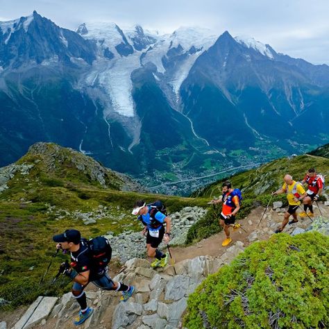 Utmb Trail Running, Trail Running Quotes, Ultra Trail Running, Trail Running Gear, Trail Running Training, Cross Country Skier, University Of Calgary, Running Form, Ultra Trail