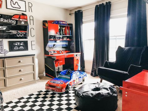 Nascar Bedroom Ideas, Modern Car Themed Bedroom, Boys Racecar Bedroom Ideas, Toddler Race Car Room, Nascar Nursery, Race Car Toddler Room, Boys Race Car Bedroom, Race Car Bedroom Toddler, Cars Room Decor