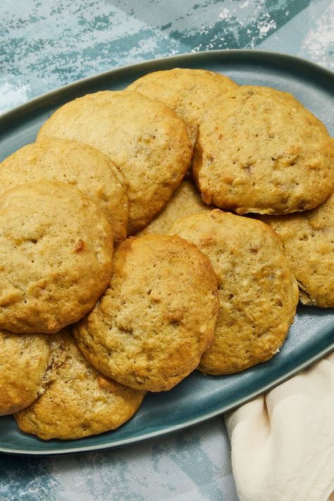 Banana Cookies Apple Banana Cookies, Easy And Fast Cookie Recipes, Sugar Free Banana Cookies, Soft Banana Cookies, Banana Nut Cookies Recipes, Banana Cookies Recipes, Oat Banana Cookies, Bananas Cookies, Banana Pumpkin Cookies