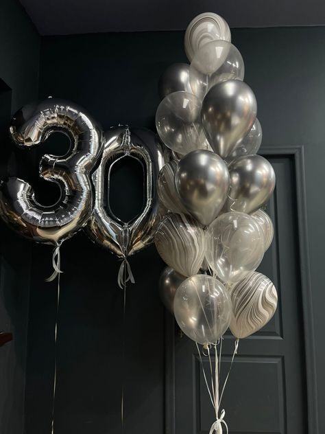 30th Birthday Balloons Decoration Men, Party City Balloon Bouquet, 100k Celebration Ideas, 30th Birthday Balloon Bouquet, 30th Balloon Ideas, 30th Birthday Balloons Decoration, 30 Birthday Men, 30 Birthday Balloons, White Birthday Balloons