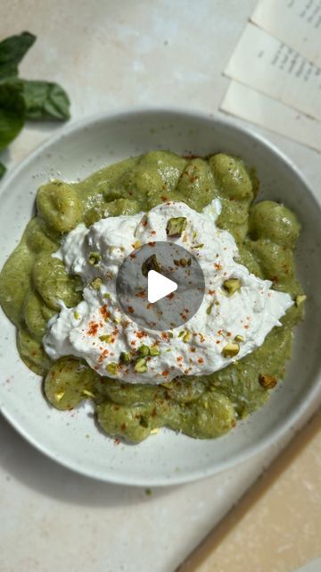 Marta - Recipes & London eats on Instagram: "Burrata green goddess gnocchi 💚 . This creamy and healthy gnocchi recipe has become my favourite! It’s packed with nutrients from all the greens in the sauce as well as flavour from the dreamy burrata and pistachios🧀 . You can find the FULL recipe by clicking the link in my BIO or typing truffleandegg.com in your browser . #easyrecipes #recipereel #burrata #gnocchi #easymeals #easypasta #creamy #meltedcheese #eaaydinnerideas #gnocchirecipe #burrata Gnocchi Burrata, Burrata Gnocchi, Healthy Gnocchi, Gnocchi Recipes Healthy, Gnocchi Recipe, London Eats, Gnocchi Recipes, Pasta Lover, Green Goddess