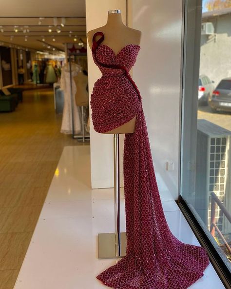 | MINNA FASHION HOUSE | (@minnafashion_official) • Instagram photos and videos Award Show Dresses Short, Formal Dresses Long Lace, Summer Couture, Minna Fashion, Award Show Dresses, Dinner Gowns, Grey Evening Dresses, Velvet Belt, Funny Ideas