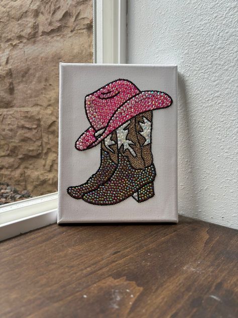 Denim Canvas Art, Gem Painting Ideas, Gem Art On Canvas, Rhinestoned Things, Paintings Canvas Easy, Western Art Projects, Gem Canvas Art, Bedazzled Wall Art, Bedazzled Painting