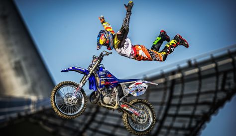 Tom Pages - in Munich for Red Bull X-Fighters #motorcycle #fmx #freestyle Sports Pavilion, Bmx Pro, Freestyle Motocross, Nitro Circus, Image Moto, Motocross Riders, Cafe Racer Build, Scrambler Motorcycle, Moto Cross