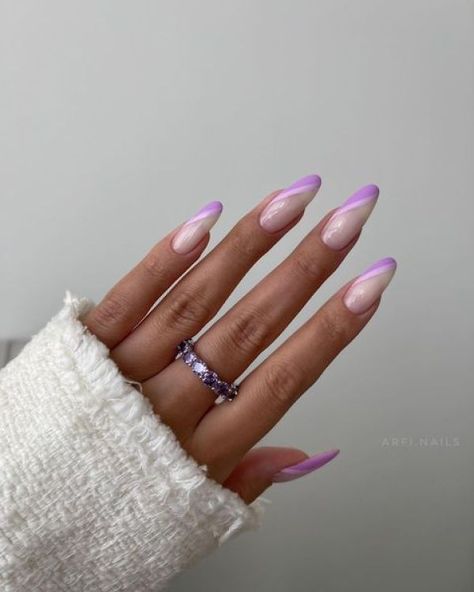 Cute Purple Nails, Almond Acrylic Nails Designs, Purple Glitter Nails, Almond Acrylic, Purple Nail Designs, Almond Nails Designs, Makijaż Smokey Eye, Elegant Nails, Minimalist Nails