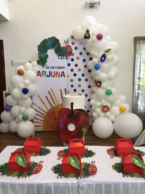 Hungry Caterpillar Birthday Backdrop, Hungry Caterpillar Birthday Banner, The Very Hungry Caterpillar Balloon Arch, Hungry One Birthday, Caterpillar Birthday Party Ideas, Hungry Caterpillar Balloons, Hungry Hungry Caterpillar Birthday, Hungry Caterpillar Baby Shower Theme, One Very Hungry Caterpillar Birthday