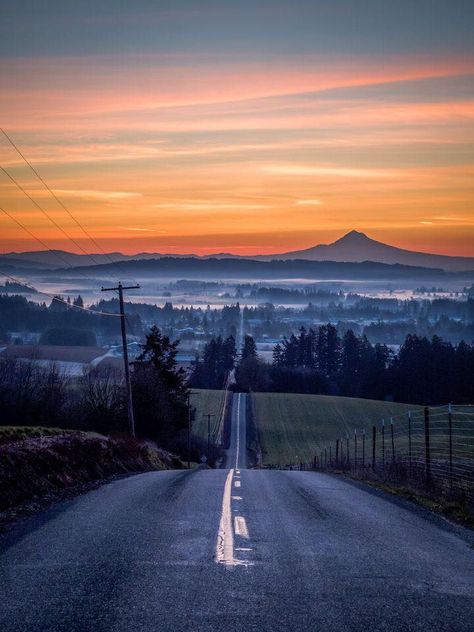 This morning’s sunrise from Hillsboro, Oregon. Hillsboro Oregon, Feed In Braids Hairstyles, Feed In Braid, This Morning, Oregon, Favorite Places, Natural Landmarks, Travel, Nature