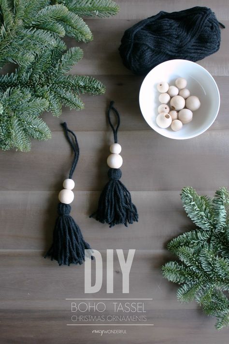 As I was putting up my Christmas tree this year I felt like it needed some type of black ornament to balance out all of the silver and gold.  The tree was leaning a little more boho this year with the addition of some wooden bead garland, so I ran with it and pulled together … Diy Boho Christmas Ornaments, Diy Boho Christmas, Boho Christmas Ornaments, Joululahjat Diy, Chic Christmas Decor, Wooden Bead Garland, Diy Boho, Navidad Diy, Boho Christmas