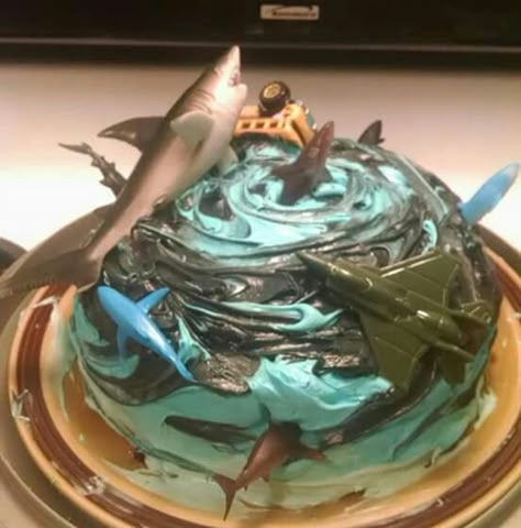 Sharknado cake Shark Wedding Cake, Sharknado Cake, Shark Desserts, Shark Themed Food, Sharknado Party, Shark Week Recipes, Chihiro Cosplay, Shark Week Party, Shark Birthday Cakes