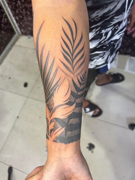 Palm Tree Sleeve Tattoo Women, Palm Leaves Tattoo Sleeve, Leave Tattoo Men, Long Leaf Tattoo, Mens Leaf Tattoo, Jungle Flowers Tattoo, Banana Leaf Tattoo, Palm Leaves Tattoo, Monstera Plant Tattoo