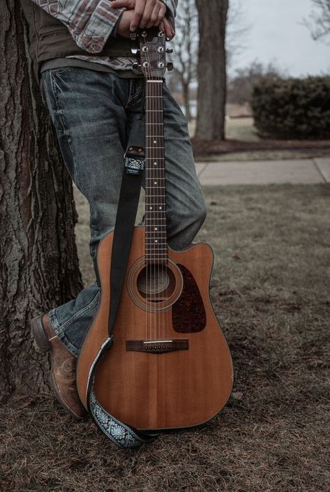 playing guitar Bass Guitar Photography, Senior Guitar Photos, Guitar Photoshoot Male, Senior Picture Guitar, Guitar Senior Pictures Boys, Country Senior Pictures For Guys, Guitar Photoshoot Ideas, Music Senior Pictures, Guitar Players Photography