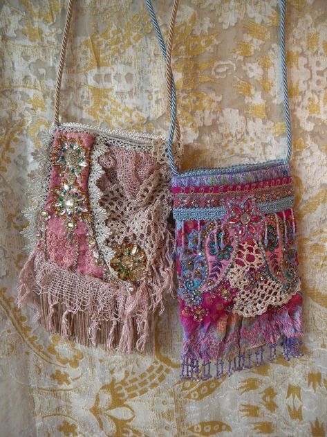 Quilt Bags, Shabby Chic Bags, Bohemian Handbags, Boho Chic Bags, Hippie Purse, Sac Diy, Crochet Carpet, Crochet Shell Stitch, Handbags Luxury