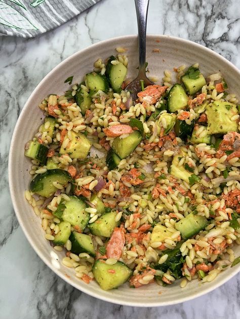 Lemon Orzo Salad with Salmon and Veggies Salmon Salad Meal Prep, Holistic Meals, Fayette Nyehn, Salmon And Veggies, Salad With Salmon, Lemon Orzo Salad, High Protein Meal Plan, Smoked Salmon Salad, Protein Meal Plan