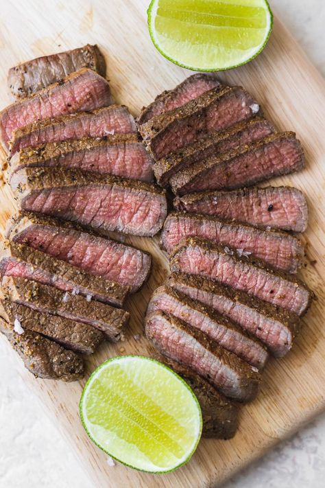 Beef Eye Round Steak, Round Eye Steak Recipes, Eye Of Round Steak, Round Steaks, Good Steak Recipes, Eye Of Round, Top Round Steak, Round Steak Recipes, Steak Dishes