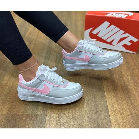 Compre Tênis Nike Shadow Air Force Masculino Feminino Cinza Rosa Black Friday na Shopee Brasil! SEJAM BEM VINDOS A NOSSA LOJA DRIPHOUSE 🥇 [ ! ] ATENÇÃO PRODUTO DE PRIMEIRÍSSIMA LINHA[ ! ] USE NOSSOS CUPONS E TENHA AINDA MAIS DESCONTOS!! SÓ TRABALHAMOS COM FOTOS REAIS DOS PRODUTOS! ESTAMOS ENVIANDO NORMALMENTE TODOS OS PRODUTOS Os produtos são novos? Todos os nossos produtos são novos. O produto é o mesmo da foto que irei receber:? Sim. As fotos são originais do produto. Os prod Shadow Air Force, Nike Shadow, Tenis Air Force, Air Force, Black Friday, Force, Nike, Black