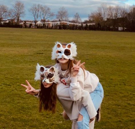 Therian Couple, Therian Friend Group, Dog Therian Mask Ideas, Looking For Therian Friends, Therian Friends, Calico Cat Therian Mask, Linx Therian Mask, Cat Therian Mask Idea, Cat Mask Diy