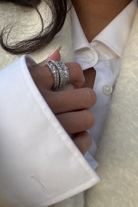 Diamond Aesthetic, Swarovski Rings, French Girl Aesthetic, Swarovski Ring, Instagram Inspiration Posts, Dope Jewelry, Girly Accessories, Card Box Wedding, Vibe Clothes