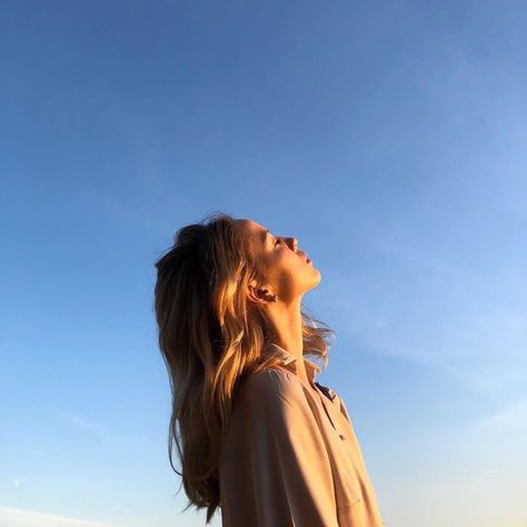 Sky Portrait, Summer Somewhere, Be The Sun, Pinterest Photography, Photo Recreation, Kodak Moment, Photoshoot Pics, Spring Pictures, Self Portrait Photography