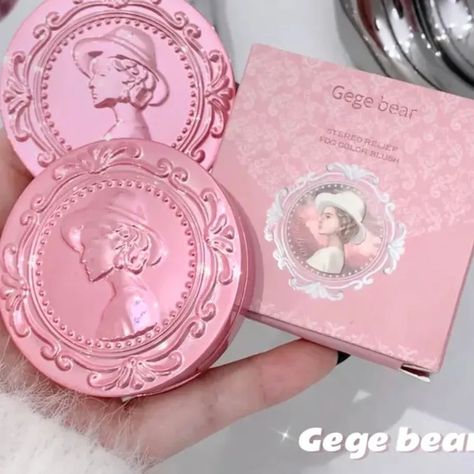 GEGE BEAR blush💕🌸 . . . #fyp #blush #blushpink #kmakeup #lipmakeup #douyin #kbeauty #koreanmakeup #explore #explorepage #viral #fypppppppppppppppppppppppppppppppppppppppppppppppppppppppppppppppppppppp #douyinmakeup #koreanmakeup #trending Gege Bear, K Beauty, Korean Makeup, Blush Pink, Blush, Beauty, Quick Saves, Color