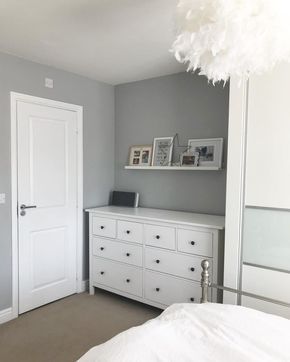 Dulux Most Popular Grey Paint Colours. Bedroom walls painted in Dulux Goose Down. Grey Paint Colours, Colours Bedroom, Popular Grey Paint Colors, Grey Interior Paint, Grey Bedroom Paint, Light Gray Bedroom, Best Gray Paint Color, Light Grey Paint Colors, Gray Bedroom Walls