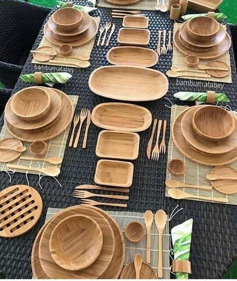 Simple Garden, Garden Hacks, Wooden Kitchen Utensils, Bamboo Crafts, בר מצווה, Table Set Up, Wooden Utensils, Cool Kitchen Gadgets, Wooden Kitchen