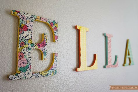 Diy Bedroom Name Sign, Diy Nursery Name Sign, Diy Baby Name Signs, Diy Name Signs For Nursery, Diy Baby Decor, Diy Wall Name Letters, Name Sign Diy, Diy Name Sign, Diy Wooden Name Signs Nursery Decor