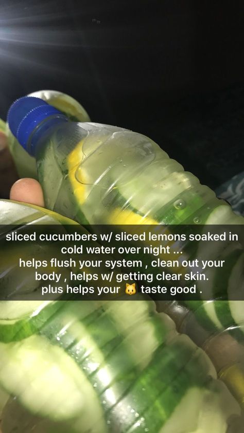 Struktur Teks, Healthy Detox Cleanse, Healthy Water Drinks, Acne Products, Detox Water Recipes, Healthy Water, Healthy Skin Tips, Healthy Drinks Recipes, Healthy Detox