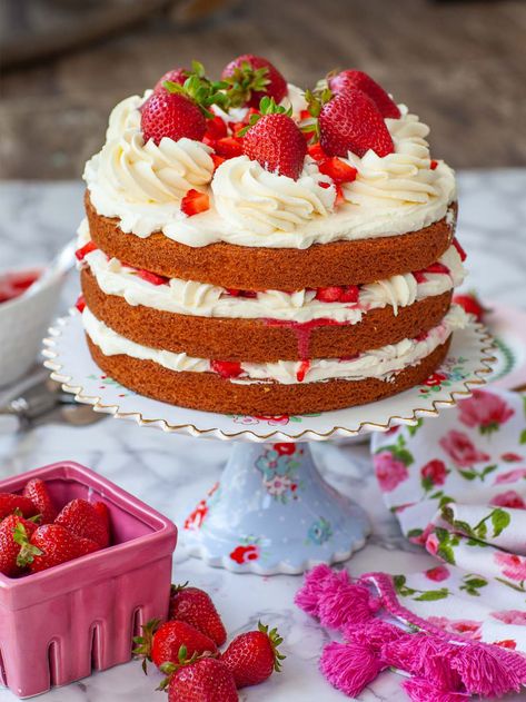 Easy Strawberry Shortcake Cake Recipe (video) - Tatyanas Everyday Food Strawbetty Shortcake Cake, How To Make A Strawberry Shortcake, Food To Make When You Have No Food, Strawberry Shortcake Cake Birthday, Shortcake Cake Recipe, Best Strawberry Shortcake Recipe, Woodland Picnic, Strawberry Shortcake Birthday Cake, Strawberry Shortcake Recipe Easy