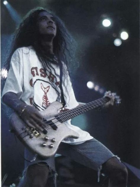 Mike Inez Mike Inez 90s, Tinley Park Illinois, Mike Inez, Mike Starr, Metal Musicians, Back To The 90s, Black Label Society, Jerry Cantrell, Grunge Guys