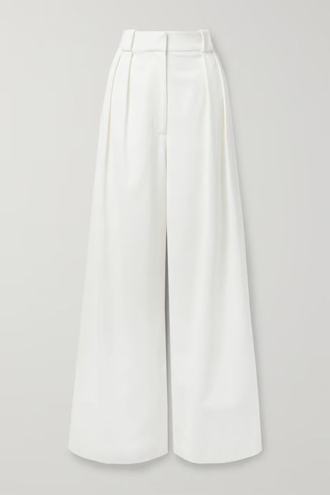 Linen pants 2023 Wishlist, Elegant Pant, Capsule Wardrobe Essentials, New Tv, Special Ops, Formal Pants, Timeless Wardrobe Staples, Zoe Saldana, Stylish Clothes