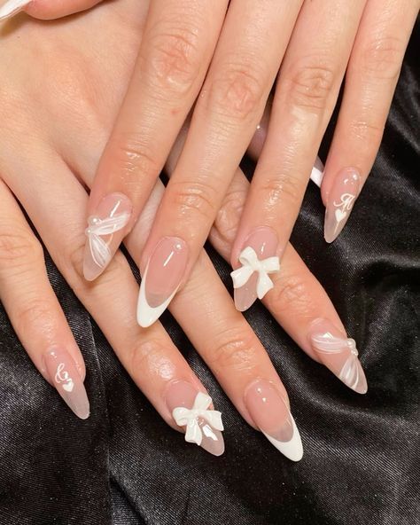 Nail Ideas Simple White, Nail Jelly, French Ribbon, Milky Nails, Romantic Nails, Pearl Butterfly, Pretty Nail Designs, Almond Nails Designs, White Nail Designs