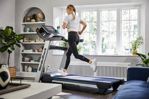 Best Running Shoes for Treadmill Running Best Treadmill, Proper Running Form, Treadmill Running, Good Treadmills, Running Routine, Brooks Running Shoes, Running On Treadmill, Neutral Running Shoes, Brooks Running