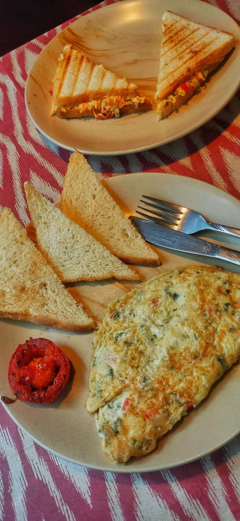 Visit Andre family restaurant in Majorda village, Goa to have Simple, tasty and healthy breakfast. Goa Morning, Goa Cafe, Egg Omelette, Food Snap, Bread Sandwich, Family Restaurant, Family Restaurants, Egg Breakfast, Couples Poses