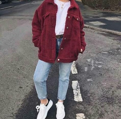 Red Curdory Jacket Outfit, Maroon Denim Jacket Outfit, Maroon Corduroy Jacket Outfit, Latest Winter Fashion, Maroon Outfit, Maroon Jacket, Doc Martens Outfit, Goth Outfit, 2016 Fashion Trends