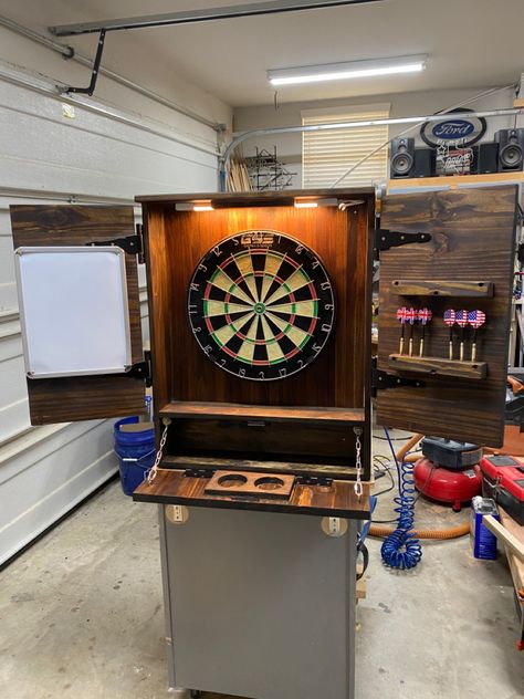 Wooden Dart Board, Dart Board Cabinet Ideas, Backyard Dart Board Ideas, Backboard For Dart Board, Diy Dart Board Cabinet, Dart Board Cupboard, Dart Room Ideas, Diy Dart Board Backing, Pallet Dart Board