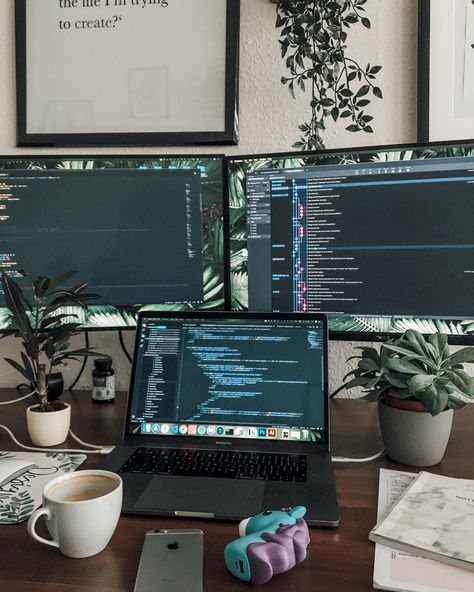 Coder Aesthetic, At Home Desk, Programmers Desk, Programming Setup, Home Desk Setup, Code Programming, Desk Workspace, Gaming Desk Setup, Computer Desk Setup