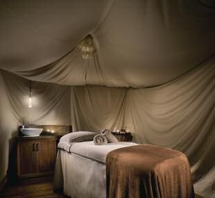 Spa rooms at The Scarlet, in Cornwall, are reminiscent of a Bedouin tent, with… Cabin Spa, Spa Room Design, Massage Design, Spa Room Ideas, Spa Massage Room, Massage Room Decor, Massage Therapy Rooms, Spa Room Decor, Massage Business