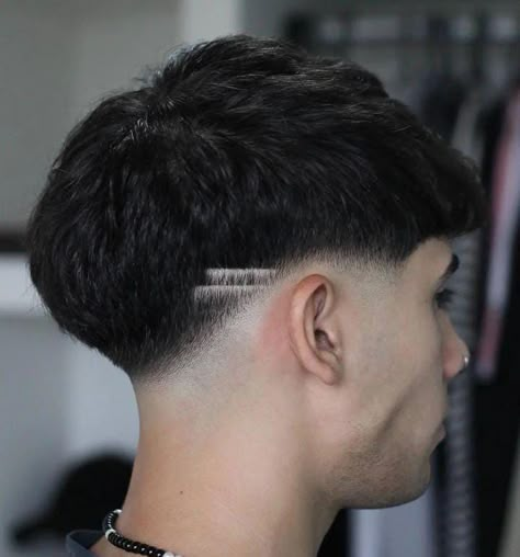 Mis Fade, Cross Profile Picture, Low Fade Redondo, Mid Fade En V, Low Fade En V, Fade Bajo, Afro Hair Fade, Nike Wallpaper Backgrounds, Drop Fade