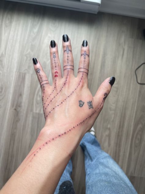 Infinity Chain Tattoo, Chain Jail Kurapika Tattoo, Kurapika Chains Tattoo Hand, Kurapika Heart Chain Tattoo, Judgement Chain Tattoo Hxh, Kurapika Hand Tattoo, Judgment Chain Tattoo Kurapika, Hxh Chain Tattoo, Hunter X Hunter Tattoo Kurapika