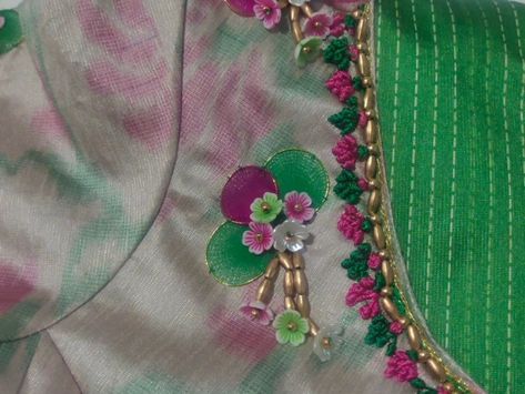 Simple cotton saree simple brooches work blouse design 🎇✨ Simple Brooches Blouse Design, Simple Cotton Saree, Saree Simple, Blouse Work Designs, Work Blouse, Blouse Design, Cotton Saree, Blouse Designs, Brooches