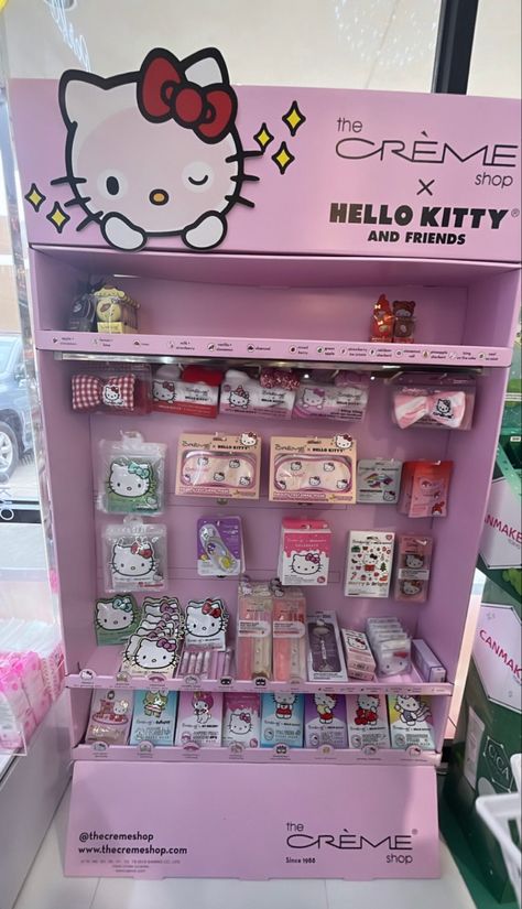 Sanrio X Creme, Creme X Sanrio, Creme Shop Sanrio, Sanrio Skincare, Sanrio Room Decor, Hello Kitty Store, Sanrio Room, The Crème Shop, Sanrio Aesthetic