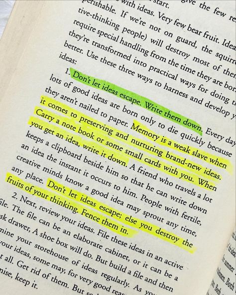 ✨Unlock your full potential by cultivating a mindset of confidence, positivity and action. This book is for anyone looking to achieve greater success and fulfillment in life. ✨The book ‘the magic of thinking big’ teaches the importance of positive thinking and mindset. ✨The book mainly focuses on- 📌The Power of Belief: The book emphasizes the importance of believing in oneself and one’s abilities argueing that self-confidence is a critical factor in achieving success. This can help indi... Books On Confidence, The Magic Of Thinking Big, Power Of Belief, Measurable Goals, The Power Of Belief, 5am Club, Goals Setting, Thinking Positive, Laws Of Life