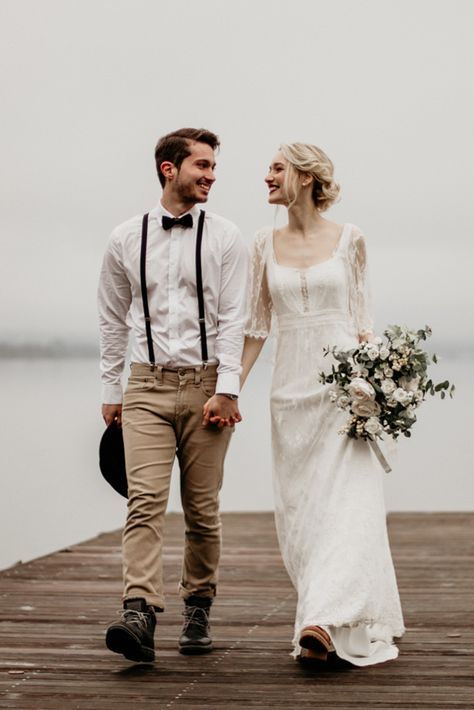 24 Stylish Groom Attire For Perfect Wedding Day ❤ country pastel pants white t shirt with suspenders bowtie groom attire you and me fotografie ❤ See more: http://www.weddingforward.com/groom-attire/ #weddingforward #wedding #bride Groom Country Wedding, Casual Wedding Groom, Casual Wedding Reception, Casual Groom Attire, Pastel Pants, Casual Grooms, Couple Outfit Ideas, Mens Wedding Attire, Vintage Wedding Photography